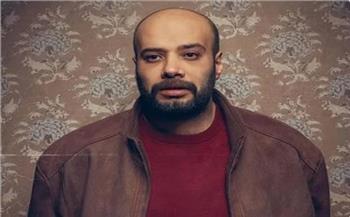 الموت يفجع الفنان حاتم صلاح 