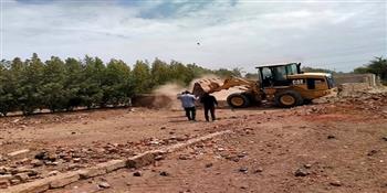 إزالة 20 حالة تعدي بالبناء المخالف خلال حملات مكبرة بمدينة الطود