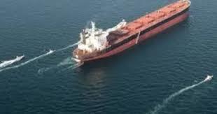 بيانات ملاحية: عبور 6 سفن مضيق هرمز أمس