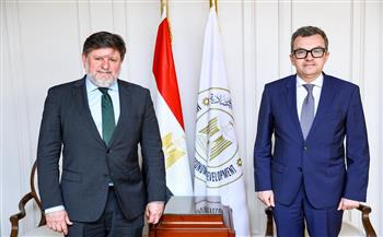 مصر ومنظمة التعاون الاقتصادي ..تحالف دولي لتمكين القطاع الخاص وتحفيز ريادة الأعمال 