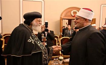 مفتي الجمهورية يهنئ البابا تواضروس الثاني والطوائف المسيحية بعيد القيامة