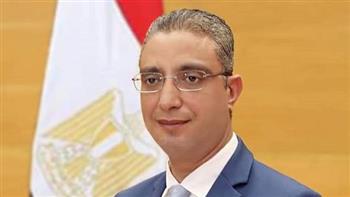 محافظ الجيزة يهنئ قداسة البابا تواضروس الثاني بعيد القيامة المجيد