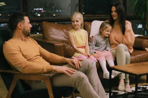 لإتقان الذكاء العاطفي في حياتك اليومية.. ابتعي تلك العادات