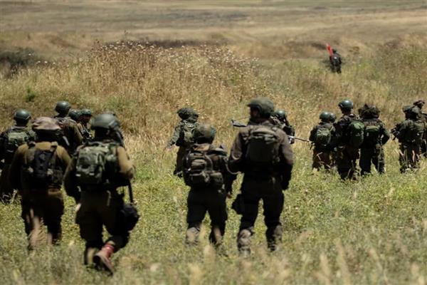 الاحتلال الإسرائيلي يتوغل في ريف القنيطرة الجنوبي السوري ويعتقل مواطنين من بلدة كودنة 