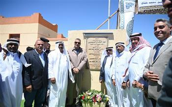 محافظ جنوب سيناء يوزع عقود المنازل البدوية على المستحقين بقرية وادي الطور 