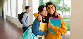 لطالبات الجامعة.. أسباب تجعل مذاكرة المنهج مع زميلاتك مفيدة