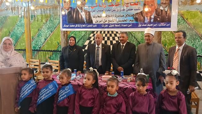 «أخلاقنا شعارنا» ندوة بفرع نقابة المعلمين في نجع حمادي لتعزيز القيم لدى طلاب المدارس