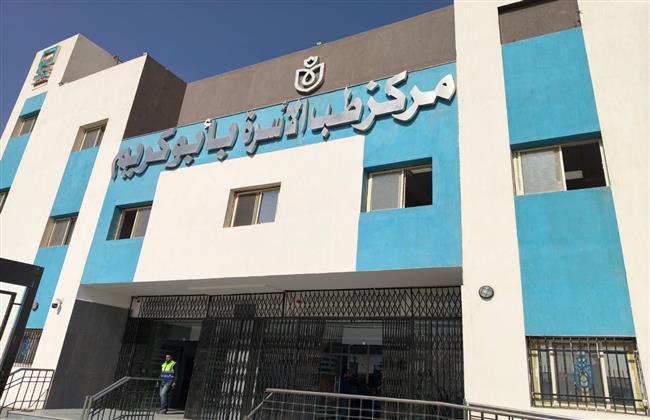 وزير الصحة يتلقى تقريرًا بـ29 زيارة ميدانية على 12 مستشفى و16 وحدة صحية