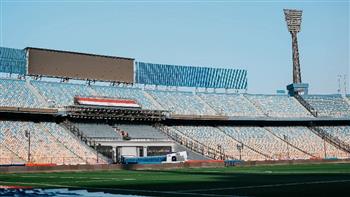 الدوري الممتاز.. استاد القاهرة يتزين لاستضافة لقاء الأهلي وسموحة