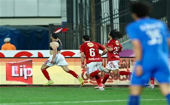 الدوري الممتاز.. الأهلي يضيف الهدف الثاني في مرمى سموحة 