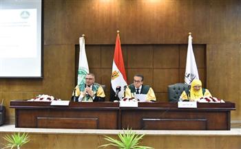 وزير الصحة يترأس مناقشة رسالة دكتوراه مهنية في «حوكمة الطوارئ» بكلية التجارة جامعة عين شمس