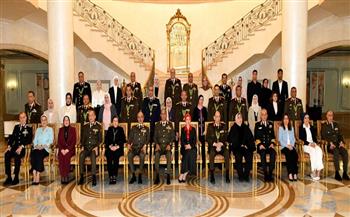 وزير الدفاع يكرم عددًا من قادة القوات المسلحة الذين أوفوا العطاء