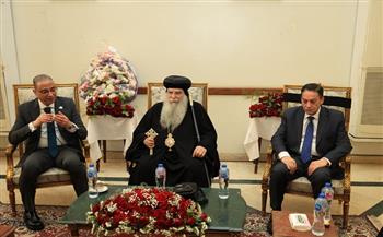 محافظ الجيزة يزور مقر مطرانية شمال الجيزة لتقديم التهنئة بعيد القيامة المجيد 