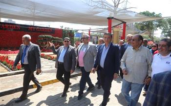 وزير الزراعة يتفقد معرض الزهور بالدقي ويقرر مده لنهاية مايو مع إعفاء العارضين من الرسوم