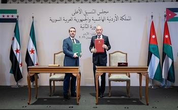 الأردن يستأنف ضخ الغاز لسوريا ويقر آلية تجارية جديدة وتعاون موسع في المياه والطاقة 