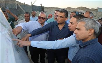 محافظ البحر الأحمر يتابع مشروع الصرف الصحي المتكامل بمرسى علم
