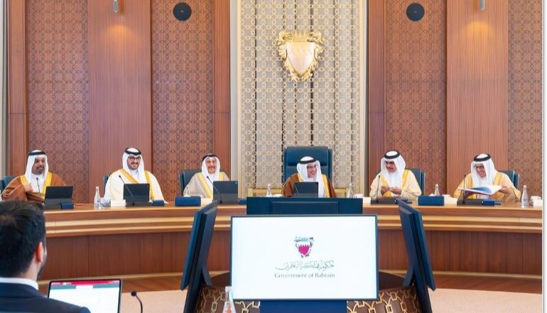 مجلس الوزراء البحريني يؤكد أهمية التزام إيران الكامل بوقف الأعمال العدائية وإعادة فتح مضيق هرمز 