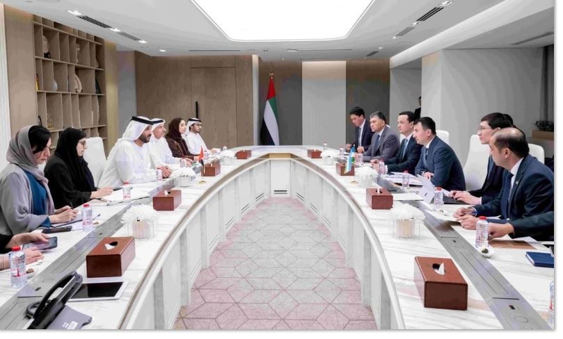 الإمارات وأوزبكستان تبحثان سبل تعزيز الشراكة في قطاعات الاقتصاد الجديد 