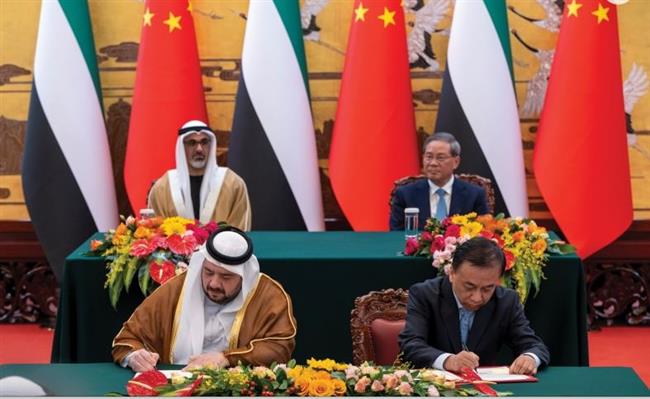 الإمارات والصين توقعان مذكرات تفاهم لتعزيز الشراكة في مختلف القطاعات