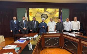 وزير الأوقاف ورئيس المحكمة العليا بالفلبين يبحثان تدريب القضاة الشرعيين بأكاديمية الأوقاف الدولية