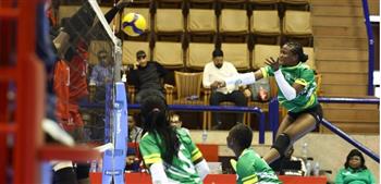 بطولة إفريقيا لسيدات الطائرة.. الأنابيب الكيني يفوز على كاليبي الغاني