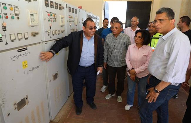 محافظ البحر الأحمر يعزز منظومة الطاقة بمولدين جديدين ويضع مركز الشباب على طريق الاكتمال