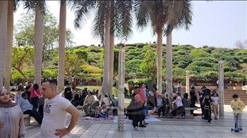 حديقة الأزهر تشهد إقبالًا كثيفًا احتفالًا بشم النسيم