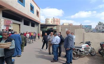 محافظ الدقهلية يتفقد مخبز المحافظة وعددًا من المخابز بالمنصورة لمتابعة انتظام صرف الخبز والالتزام بالأوزان 