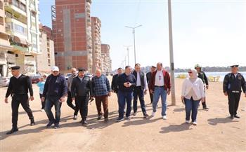 محافظ دمياط يتفقد منطقة الدعايم و يوجه بتنفيذ مخطط للارتقاء بالشكل الحضارى للمنطقة بما يتناسب مع موقعها 
