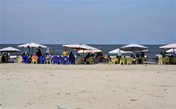 خلال جولته بكورنيش بورسعيد.. المحافظ يشدد على عدم السماح بوجود إشغالات بالممشى ومحيطه