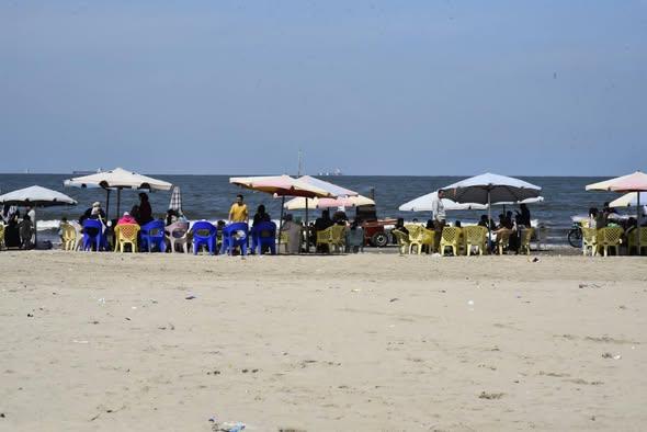 خلال جولته بكورنيش بورسعيد.. المحافظ يشدد على عدم السماح بوجود إشغالات بالممشى ومحيطه