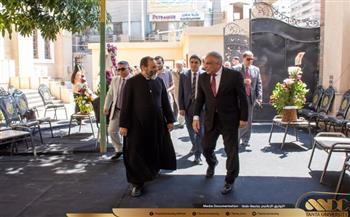 رئيس جامعة طنطا يقدم التهنئة بالكنيسة الكاثوليكية بمحافظة الغربية 