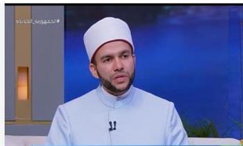 هاني تمام: البلاء موكّل بالنطق.. والصمت في المواقف الصعبة سبيل النجاة