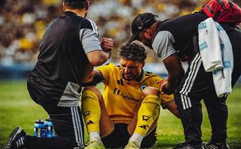 رسميا.. وسام أبوعلي يعلن إصابته بقطع في الرباط الصليبي