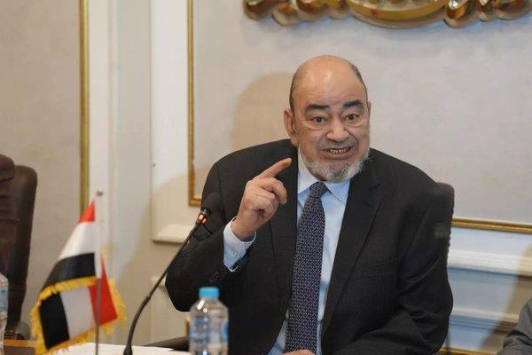  الشعبة العامة للمستلزمات الطبية تجتمع مع نائب رئيس الشراء الموحد الإثنين المقبل لمناقشة ملف التوريدات 