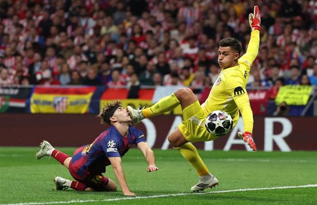 دوري أبطال أوروبا.. أتلتيكو مدريد يحبط ريمونتادا برشلونة ويطيح به