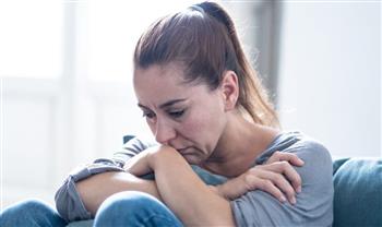 للتعامل مع حزن فقدان الأشقاء والتخفيف من حدته.. اتبعي تلك الطرق 