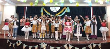 استعراضات فنية مبهجة لفرقة أطفال الشاطبي للفنون الشعبية 