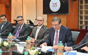 وزير الاستثمار: مشاورات بشأن البدء بميكنة وتنظيم تداول سلع السكر والبليت والقطن عبر البورصة السلعية 