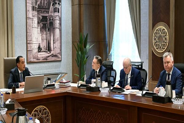 رئيس الوزراء يبحث مع المدير العام لـ"روسآتوم" مستجدات مشروع «الضبعة النووية» 