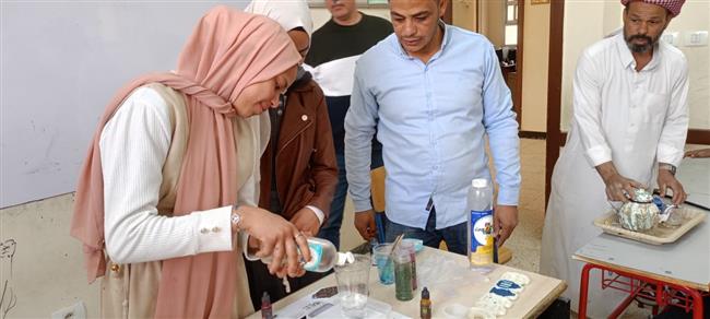 محاضرات وورش فنية واكتشاف مواهب في انطلاق قافلة قصور الثقافة بسيوة