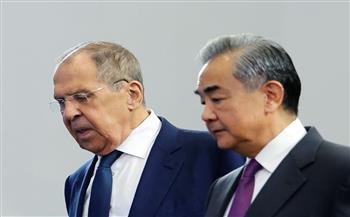 وزيرا خارجية الصين وروسيا يناقشان الصراع الأمريكي الإيراني والأزمة الأوكرانية