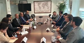 وزير الاستثمار يستعرض أولويات وسياسات تعزيز مناخ الاستثمار والتجارة في "مائدة مستديرة" بواشن