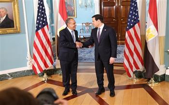 وزير الخارجية يلتقي نظيره الأمريكي بواشنطن لبحث تعزيز الشراكة الاستراتيجية ومستجدات الأوضاع الإقليمية