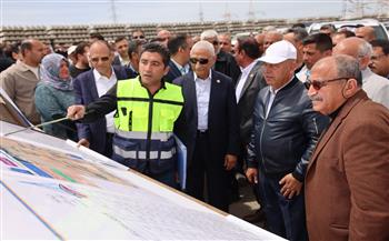 وزير النقل يتفقد مشروع قطار التنمية بسيناء بطول 500 كم لتعزيز الربط اللوجيستي وتحقيق التنمية الشاملة