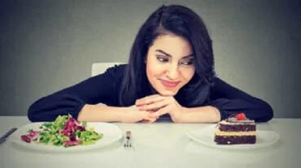 لماذا يحذر الأطباء من الحميات القاسية لإنقاص الوزن؟ 