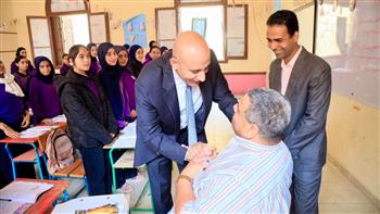 وزير التعليم يتفقد عددًا من مدارس إداراتي الحوامدية والبدرشين بالجيزة