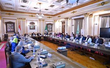 رئيس جامعة القاهرة يترأس اجتماع مجلس شئون التعليم والطلاب لمتابعته سير العملية التعليمية