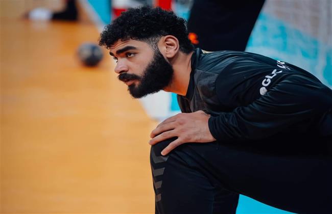 فحوصات طبية لـ عبد الرحمن حميد حارس مرمى يد الأهلي  