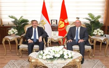 محافظ بورسعيد يستقبل نائب رئيس الهيئة الاقتصادية لقناة السويس للقطاع الشمالي ويهنئه بمنصبه الجديد